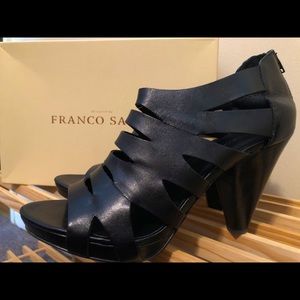 9.5 Franco Sarto black heels
